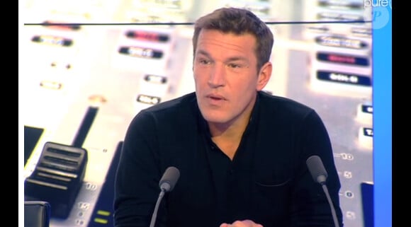 Benjamin Castaldi, présentateur de Secret Story, sur le plateau de La Semaine des Médias, sur i-Télé. Emission diffusée le dimanche 8 septembre 2013.