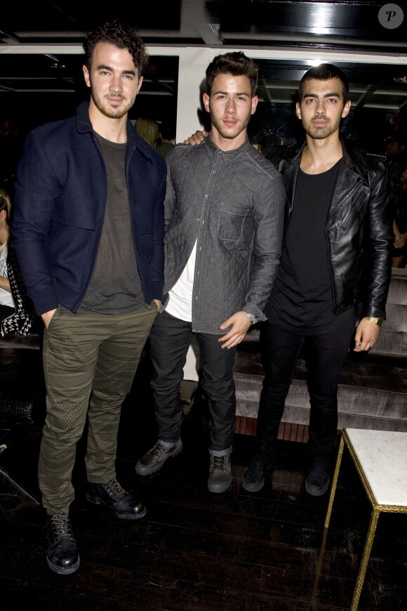 Les Jonas Brothers, lors de la présentation de la collection H&M à New York, le samedi 7 septembre 2013.