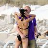 Boris Becker et sa femme Lilly Kerssenberg très amoureux à Formentera en Espagne le 21 juillet 2013.