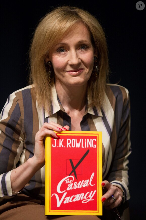 J.K. Rowling présente son livre Casual Vacancy (Une place à prendre) le 8 mars 2013 à Bath