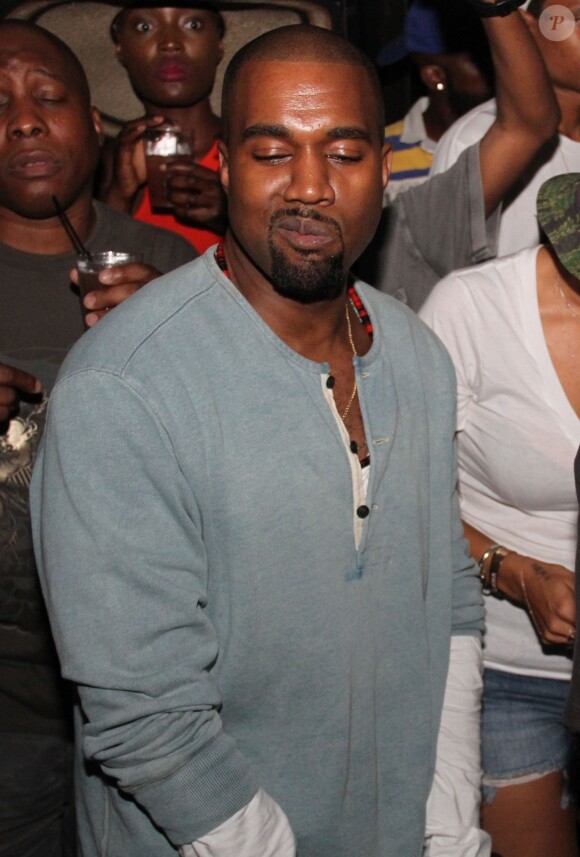Kanye West assiste à la soirée d'écoute de l'album My Name is My Name de Pusha T à l'Industria Superstudio. New York, le 11 septembre 2013.