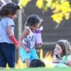 Les enfants de Jennifer Lopez, Max et Emme et ceux de Rebecca Romijn, Dolly et Charlie, s'amusant dans un parc de Malibu le samedi 14 septembre 2013.