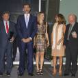 Le prince Felipe et la princesse Letizia d'Espagne remettaient le 16 septembre 2013 à Valence les Prix nationaux de l'Innovation et du Design.