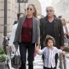 Flavio Briatore à Milan avec sa femme Elisabetta Gregoraci et leur fils Nathan Falco (3 ans) le 21 septembre 2013.