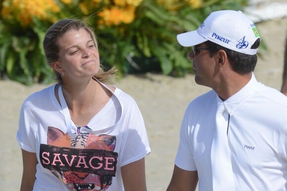 Athina Onassis est la première supportrice de son mari Doda - Alvaro de Miranda Neto -, comme ici le 29 septembre 2013 lors de la finale de la Coupe des Nations au Jumping de Barcelone.