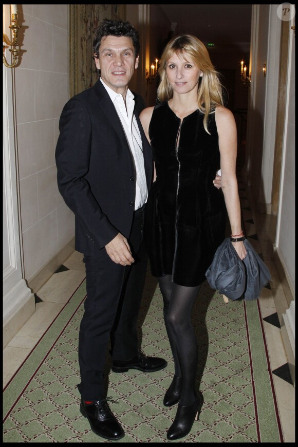 Marc Lavoine et sa femme Sarah à Paris, le 19 mars 2012.