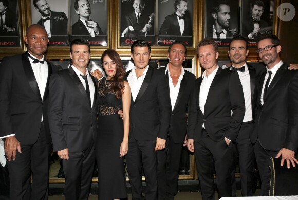 Bruce Johnson, Roch Voisine, Sofia Essaidi, Vincent Niclo, Dany Brillant, Sinclair, Damien Sargue et Emmanuel Moire à la soirée de lancement de l'album "Forever Gentlemen" à l'Hôtel Particulier, à Paris. Le 2 octobre 2013.