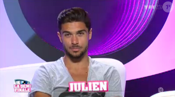 Julien dans la quotidienne de Secret Story 7 sur TF1 le jeudi 5 septembre 2013