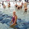 Laure Manaudou, à l'invitation de son partenaire Swind/Topsec Equipement pour lequel elle signe une gamme de maillots de bain, donnait au centre aquatique d'Alfortville le 5 octobre 2013 un cours d'aquazumba, suivi d'une initiation d'aqua stand-up paddle et une sénce de dédicaces.