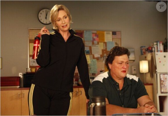 Dot Marie Jones et Jane Lynch dans "Glee" (2009-2013).