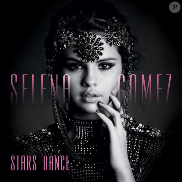 Pochette de l'album Stars Dance de Selena Gomez.