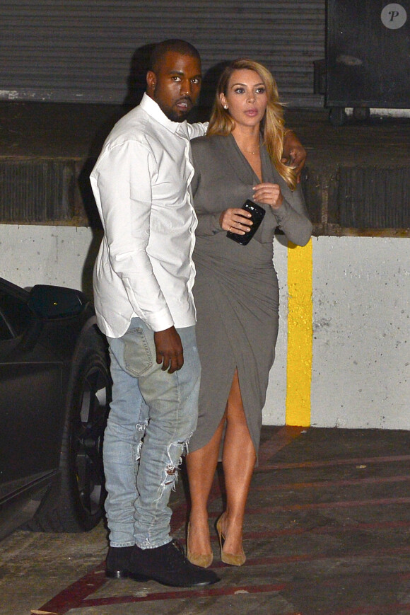 Kim Kardashian et Kanye West arrivent à l'opéra de Los Angeles, le 11 octobre 2013.