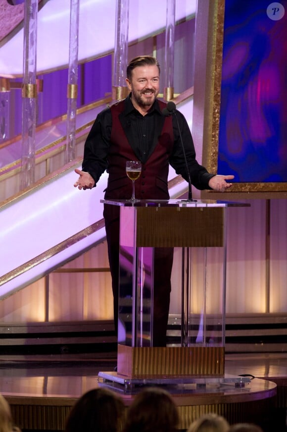Ricky Gervais lors des Golden Globe Awards à Los Angeles, le 15 janvier 2012.