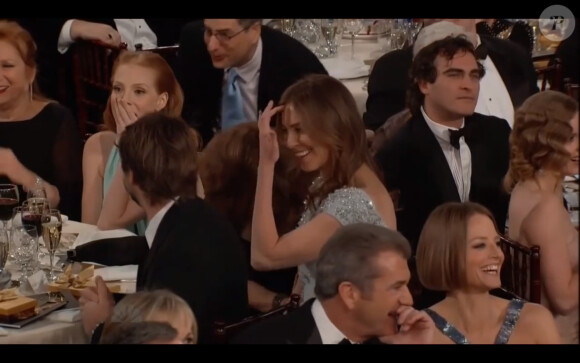 Réaction de Kathryn Bigelow et Jessica Chastain après une blague de Tina Fey et Amy Poehler lors des Golden Globes Awards à Los Angeles, le 13 janvier 2013.