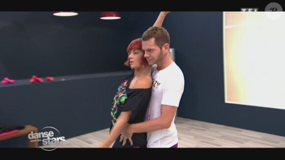 Keen'V et Fauve Hautot - Quatrième prime de "Danse avec les stars 4" sur TF1. Le 19 octobre 2013.