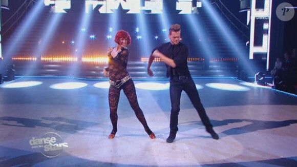 Keen'V et Fauve Hautot - Quatrième prime de "Danse avec les stars 4" sur TF1. Le 19 octobre 2013.