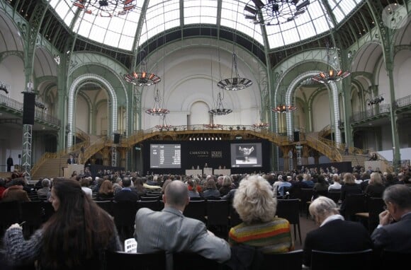 La vente de la collection Yves Saint Laurent-Pierre Bergé par Christie's au Grand Palais, à Paris février 2009.