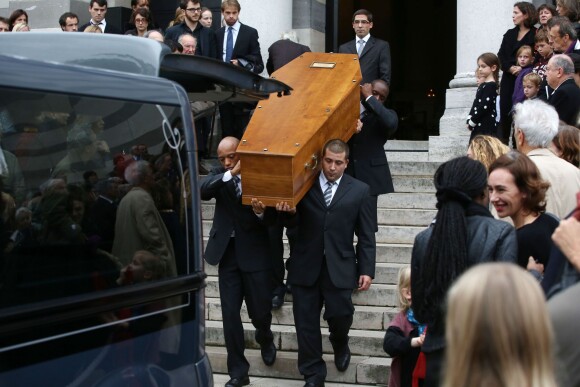 Obsèques du journaliste Philippe Cohen au Père Lachaise à Paris, le 25 octobre 2013.
