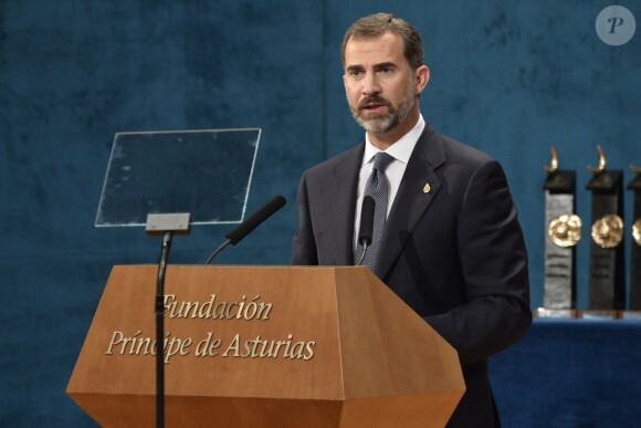 Le prince Felipe d'Espagne lors de la cérémonie de remise des prix Prince des Asturies à Oviedo, le 25 octobre 2013.