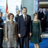 La reine Sofia, le prince Felipe et la princesse Letizia d'Espagne lors de la cérémonie de remise des prix Prince des Asturies à Oviedo, le 25 octobre 2013.