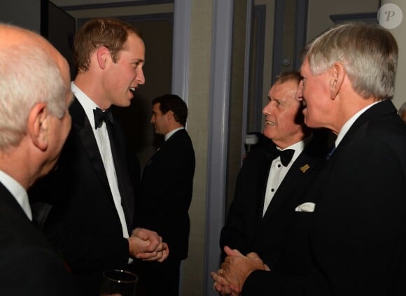 Geoff Hurst et Martin Peters - Le prince William assiste au diner de gala du 150eme anniversaire de "The Football Association", dont il est le president, a Londres. Le 26 octobre 2013