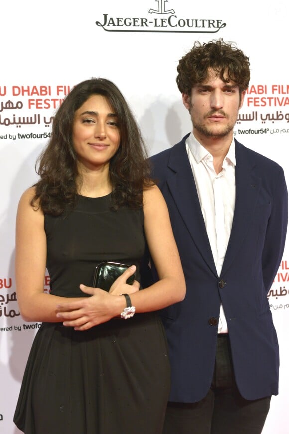 Louis Garrel accompagne sa bien-aimée, l'actrice iranienne Golshifteh Farahani qui défend son film My Sweet Pepper Land au festival du film d'Abu Dhabi le 27 octobre 2013