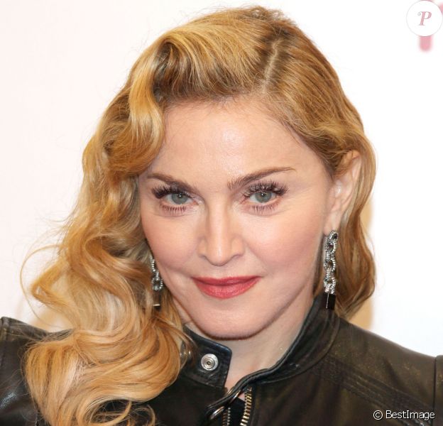 Madonna nue à 18 ans : De nouvelles photos érotiques de la star refont ...