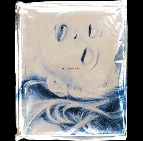 En 1992, Madonna et le photographe Steven Meisel déclenchent un scandale sans précédent avec leur livre de photos érotiques (pour ne pas dire porno) intitulé "SEX".