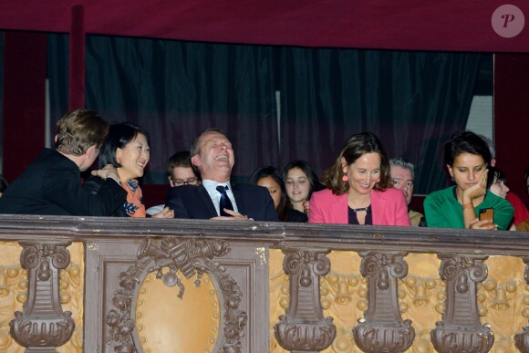 Guillaume Garot, Fleur Pellerin, Ségolène Royal et Najat Vallaud-Belkacem au concert de Joyce Jonathan, au Trianon, à Paris, le 29 octobre 2013.