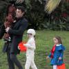 Ben Affleck avec ses trois enfants Violet, Seraphina, et Samuel pour Halloween 2013