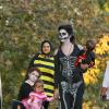 Camila Alves avec ses trois enfants Levi,Vida et Livingston pour Halloween 2013