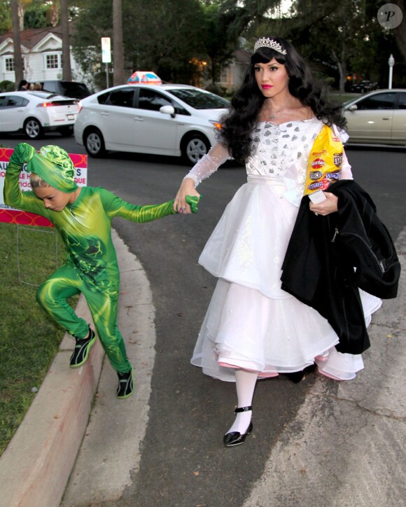 Gwen Stefani et son fils Kingston pour Halloween 2013