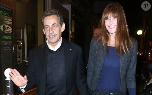 Exclusif - Nicolas Sarkozy et sa femme Carla Bruni-Sarkozy - Anniversaire de la mère de Nicolas Sarkozy qui fêtait ses 88 ans au restaurant 154 à Paris, le 11 octobre 2013.