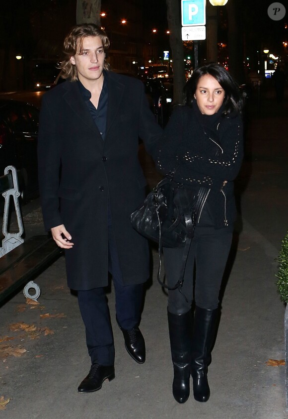 Exclusif - Jean Sarkozy et sa femme Jessica - Anniversaire de la mère de Nicolas Sarkozy qui fêtait ses 88 ans au restaurant 154 à Paris, le 11 octobre 2013.