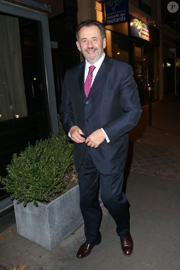 Exclusif - Guillaume Sarkozy - Anniversaire de la mère de Nicolas Sarkozy qui fêtait ses 88 ans au restaurant 154 à Paris, le 11 octobre 2013.