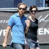 Anne Hathaway et son mari Adam Shulman font du shopping à Beverly Hills, le 4 septembre 2013.