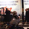 Manuel Valls et le préfet de police de Paris se sont rendus au Palais des Sports où une explosion durant la préparation de la comédie musicale "1789, les amants de la Bastille" a fait une quinzaine de blessés et un mort, le 8 novembre 2013 à Paris
