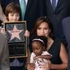 Mariska Hargitay a reçu son étoile sur le Hollywood Walk of Fame, le samedi 8 novembre 2013.