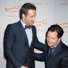 Ryan Reynolds et Michael J. Fox assistent à la soirée A Funny Thing Happened On The Way To Cure Parkinson organisée par la Michael J. Fox Foundation for Parkinson's Research au Waldorf Astoria. New York, le 9 novembre 2013.