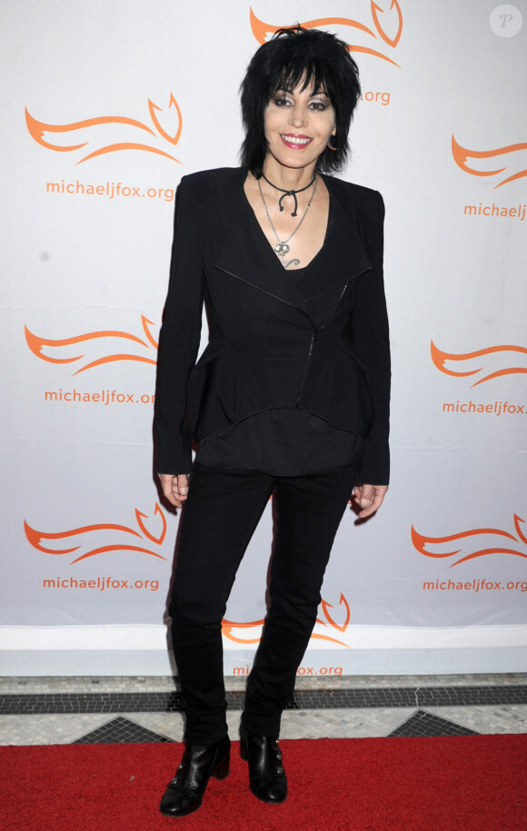 Joan Jett assiste à la soirée A Funny Thing Happened On The Way To Cure Parkinson organisée par la Michael J. Fox Foundation for Parkinson's Research au Waldorf Astoria. New York, le 9 novembre 2013.