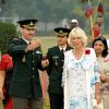 Le prince Charles et la duchesse de Cornouailles lors de leur visite à la célèbre accadémie militaire de Dehradun, le 7 novembre 2013, dans le cadre de leur visite officielle de neuf jours en Inde et au Sri Lanka
