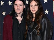 Lana Del Rey : Toujours amoureuse, la poupée main dans la main avec son rockeur