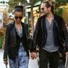 Zoe Saldana en lune de miel avec son mari Marco Perego et sa chienne Mugsy à Los Angeles, le 31 octobre 2013.