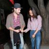 Zoe Saldana et son mari Marco Perego quittent un restaurant à West Hollywood le 6 novembre 2013.
