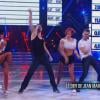 Keen'V et Fauve Hautot - Demi-finale de "Danse avec les stars 4" sur TF1. Le 16 novembre 2013.