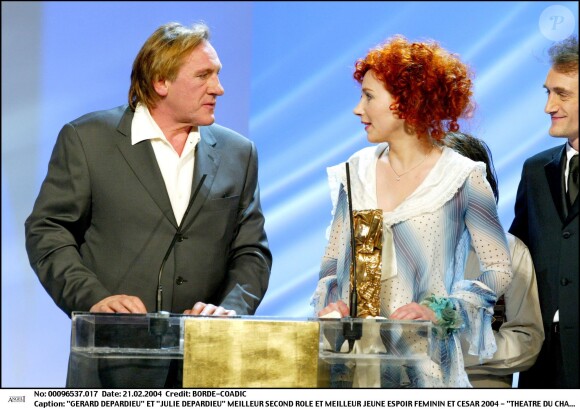 Gérard Depardieu et sa fille Julie lors de la cérémonie des César 2004