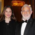 Jean-Paul Belmondo et sa petite-fille Annabelle arrivant à la soirée du 52e Gala de l'Union des artistes au Cirque d'hiver à Paris le 18 Novembre 2013