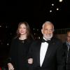 Jean-Paul Belmondo et sa petite-fille Annabelle arrivant à la soirée du 52e Gala de l'Union des artistes au Cirque d'hiver à Paris le 18 Novembre 2013