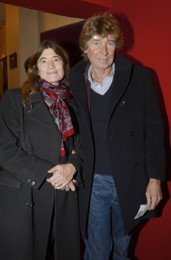 Etienne Chatiliez et sa femme lors de la représentation exceptionnelle de la pièce "Cher Trésor" au théâtre des Nouveautés à Paris à l'occasion de la création du Festival de l'Ile Maurice, le 18 novembre 2013