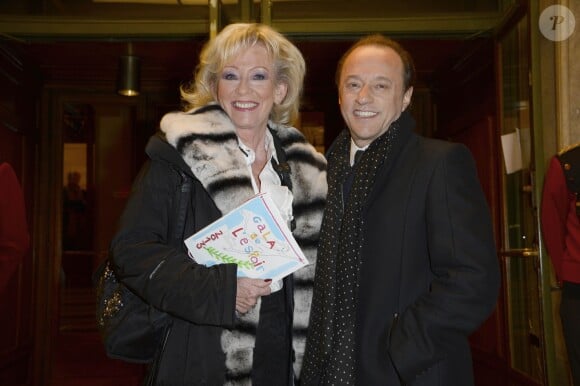 Evelyne Leclercq et son ami lors du 21e Gala de l'Espoir au Théâtre des Champs-Elysées à Paris, le 19 novembre 2013.